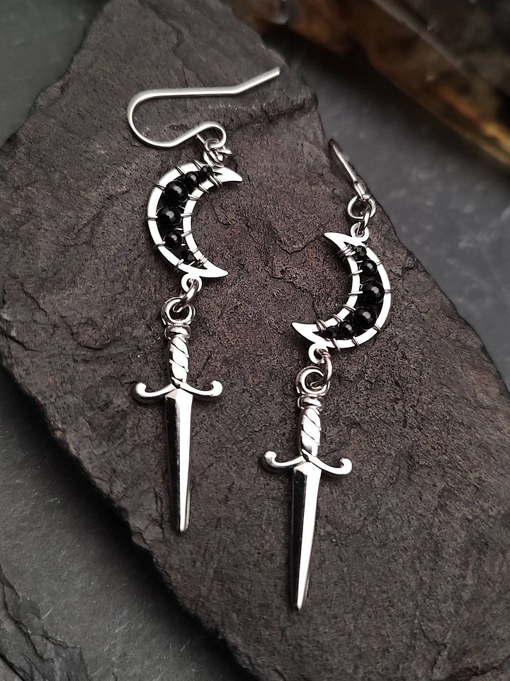 Earrings Swords - Onyx Moon Daggers product image (2)
