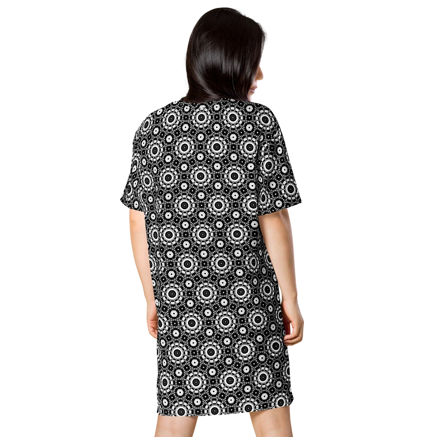 Abstract Monochrome Circles T Shirt Dress product image (3)
