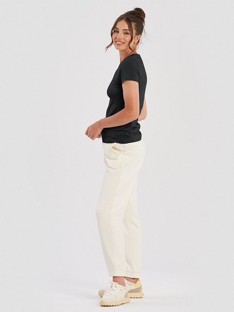 Photo showing Stanley/Stella Women's Fitted Eco Tee