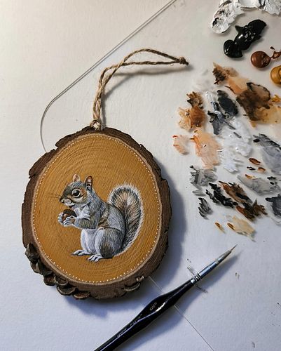 If there's one thing about me, it's that I'm a mood hobbyist - and fall/winter is a major craft/art time for me 🥰🍂

I've been...
