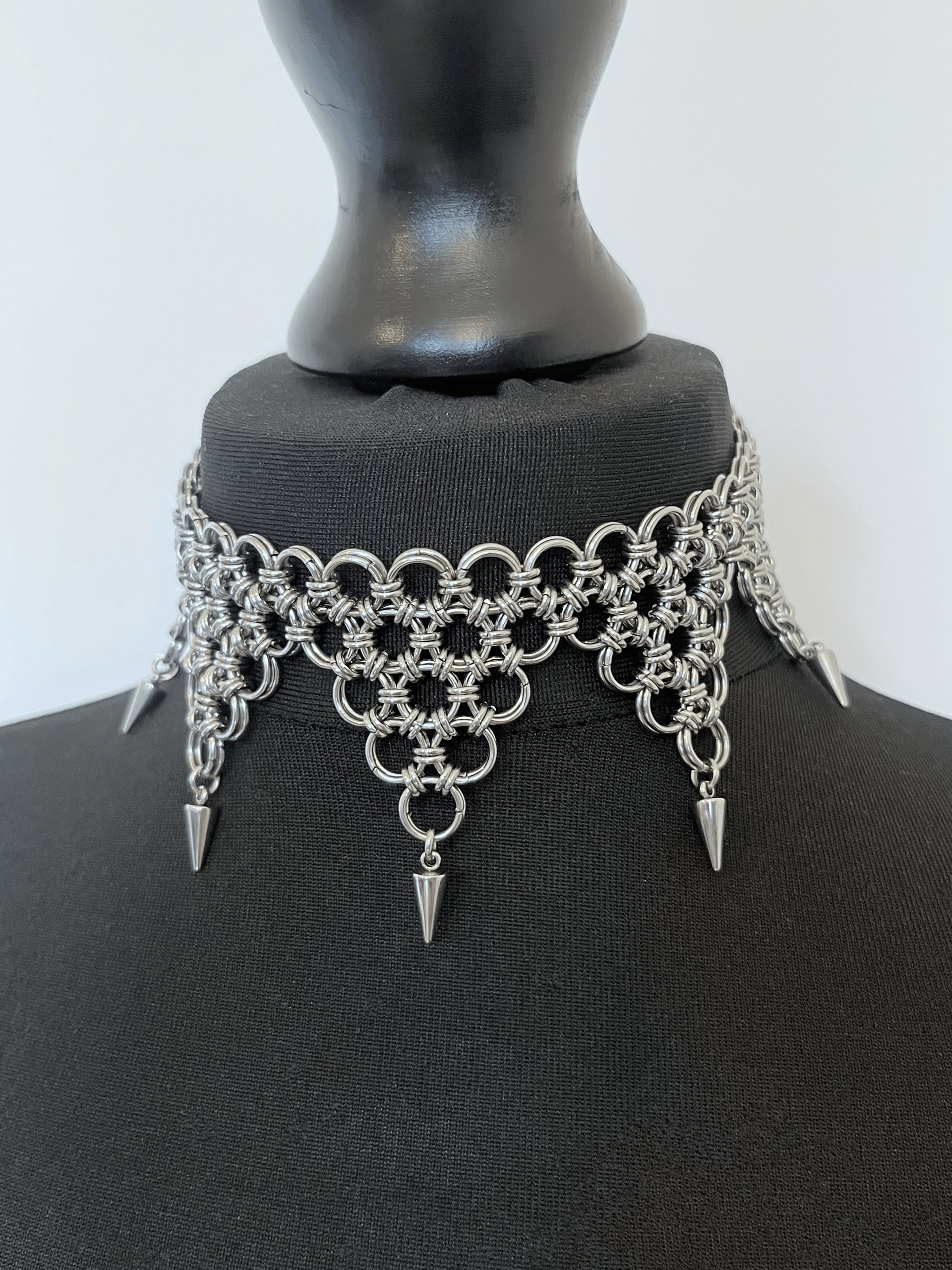 Jester Choker product image (1)