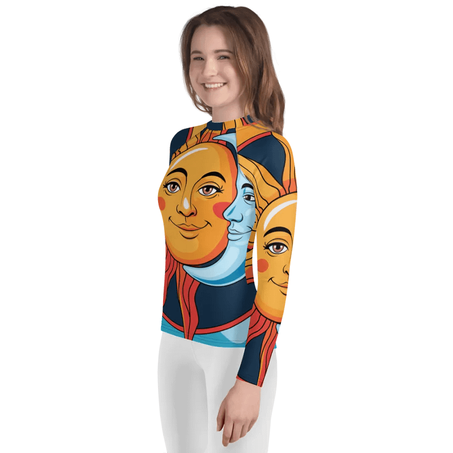 Graphic T-shirt product image (3)