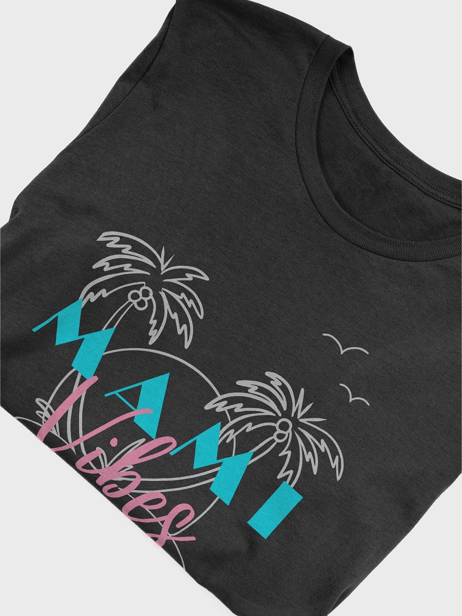Mami Vibes Tropical Tee product image (10)