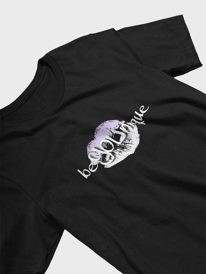 Younique Lipstick Print Tee product image (1)
