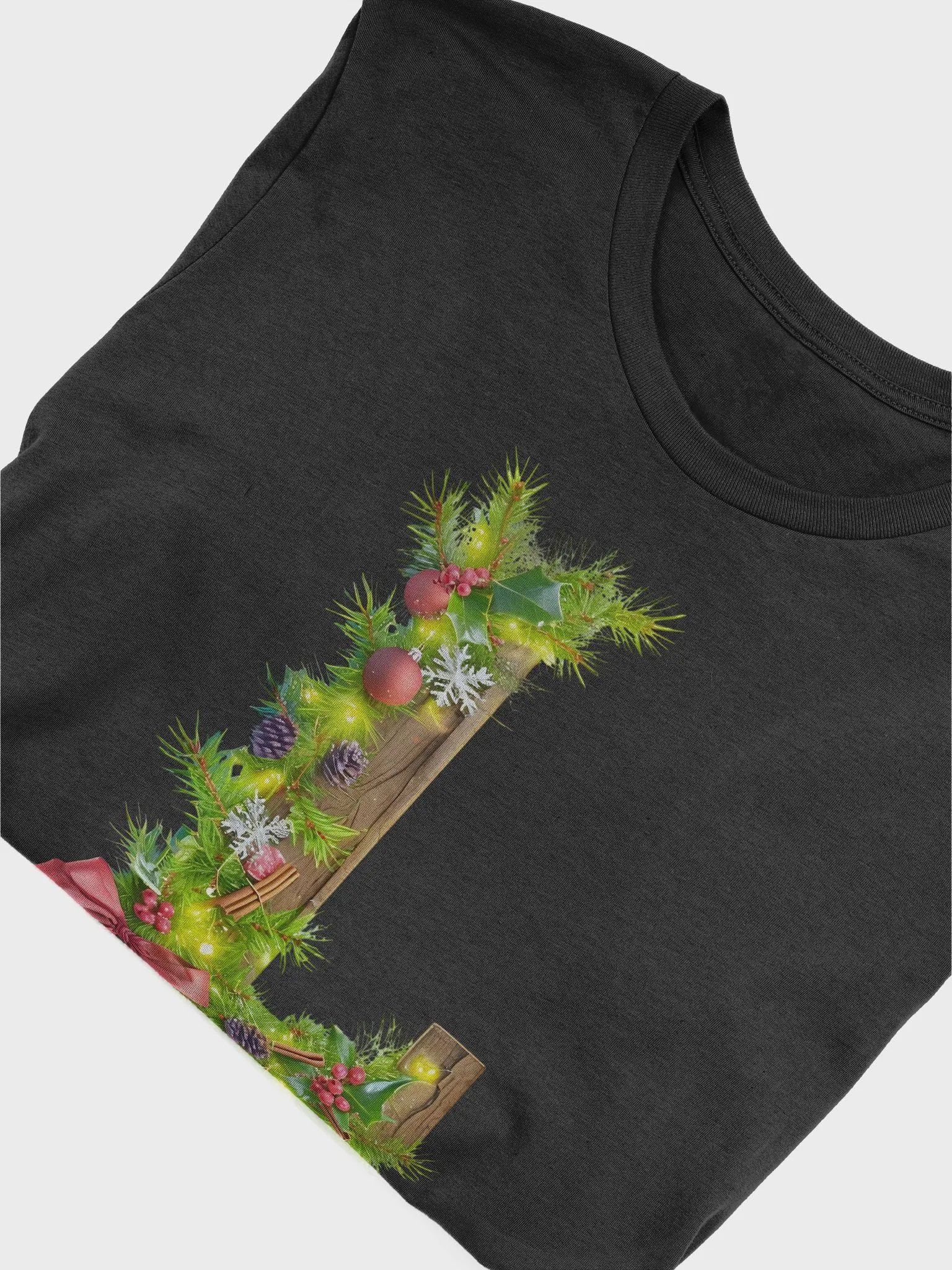 Festive Christmas 'L' Decor T-Shirt product image (10)