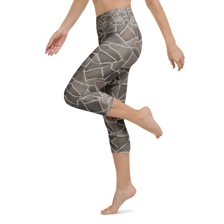 Rock Pattern Capri Leggings product image (5)