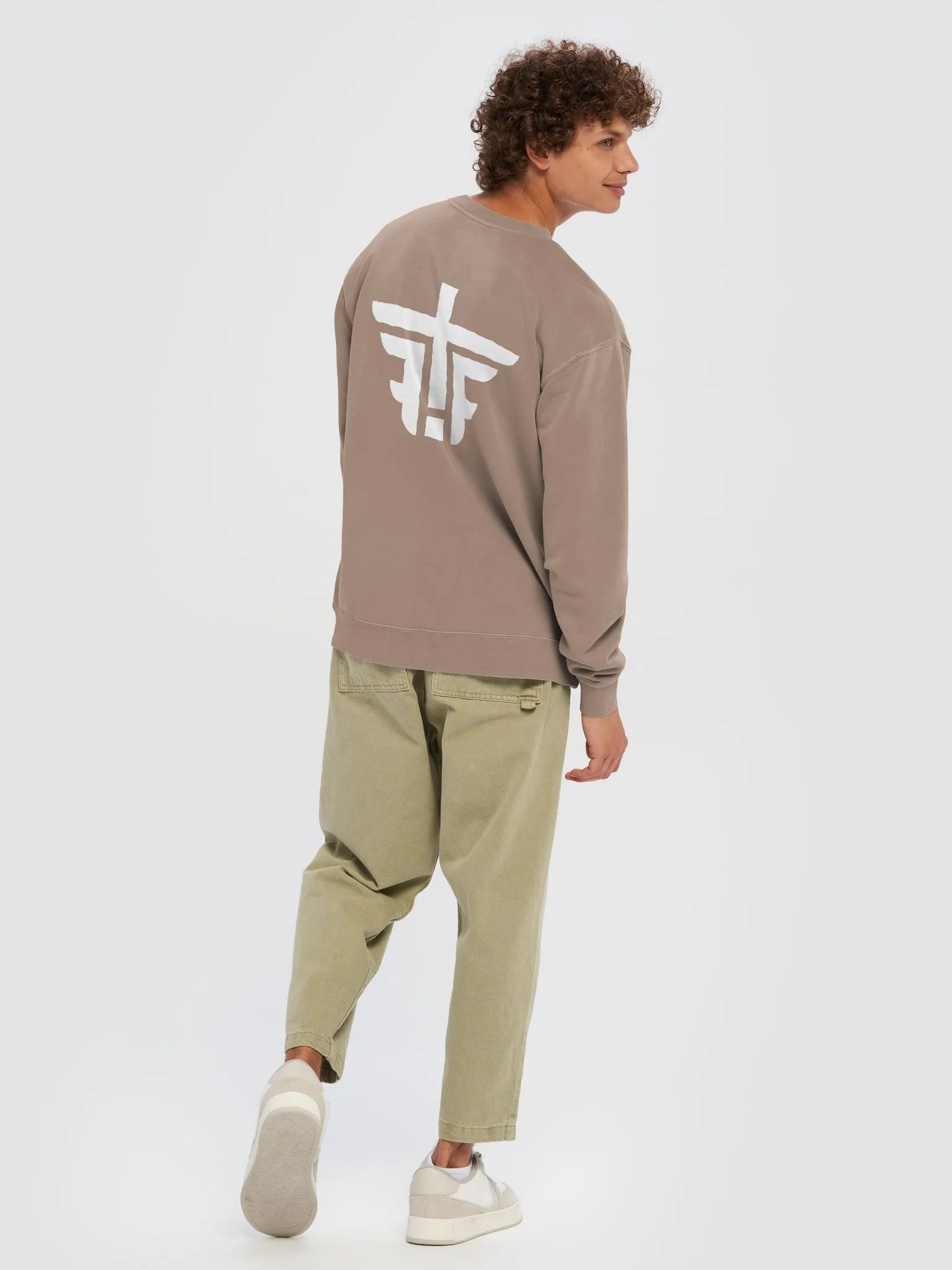 Icon Premium Crewneck product image (27)