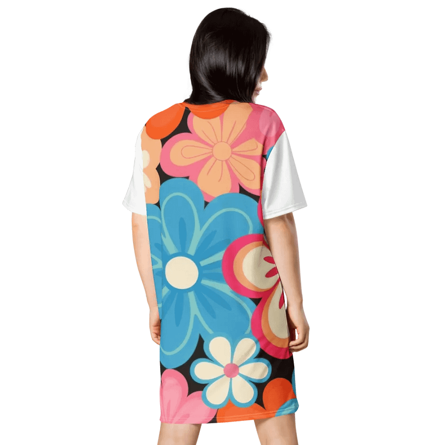 Retro Floral Fantasy T-Shirt Dress product image (8)