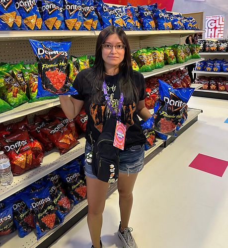 Flaming Hot ____ 

#flaminghot #coolranchdoritos #lasvegas #twitchcon #twitchcon2023 #unphotogenic