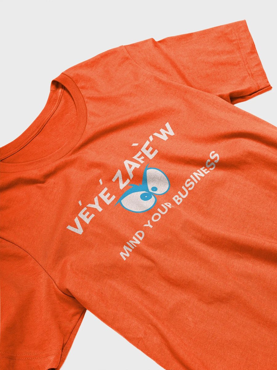 Veye Zafe'w Cartoonish Blue Eyes Unisex T-Shirt product image (3)