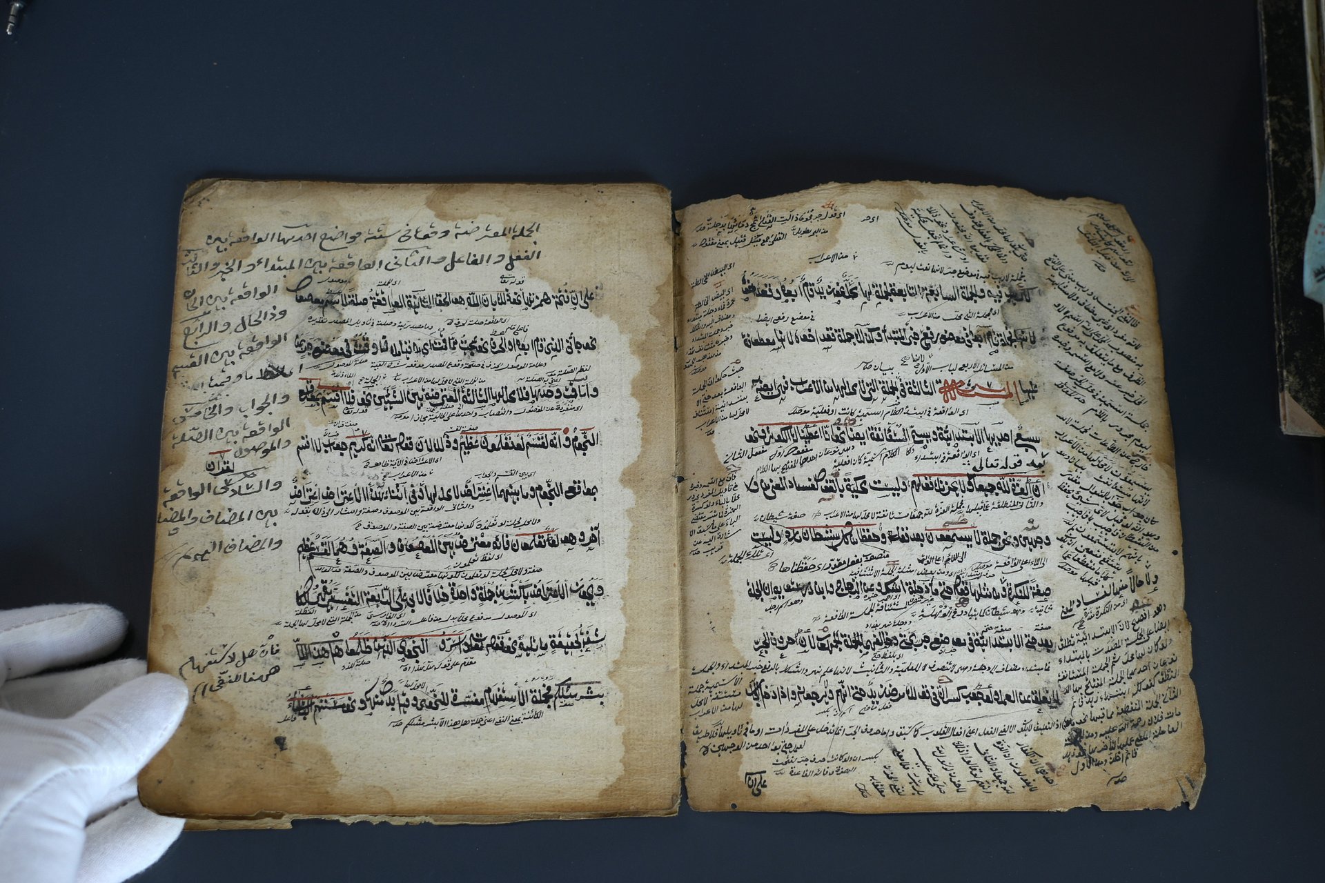 ورقات من مخطوط فقهي حنفي – القرن التاسع عشر product image (2)
