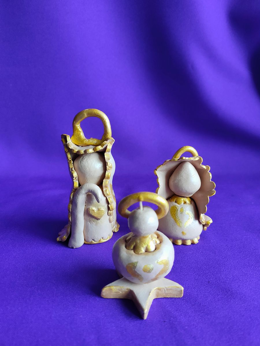 Conjunto presépio dourado de 3 peças, feita à mão, Sagrada Família elegante, decoração de Natal product image (1)