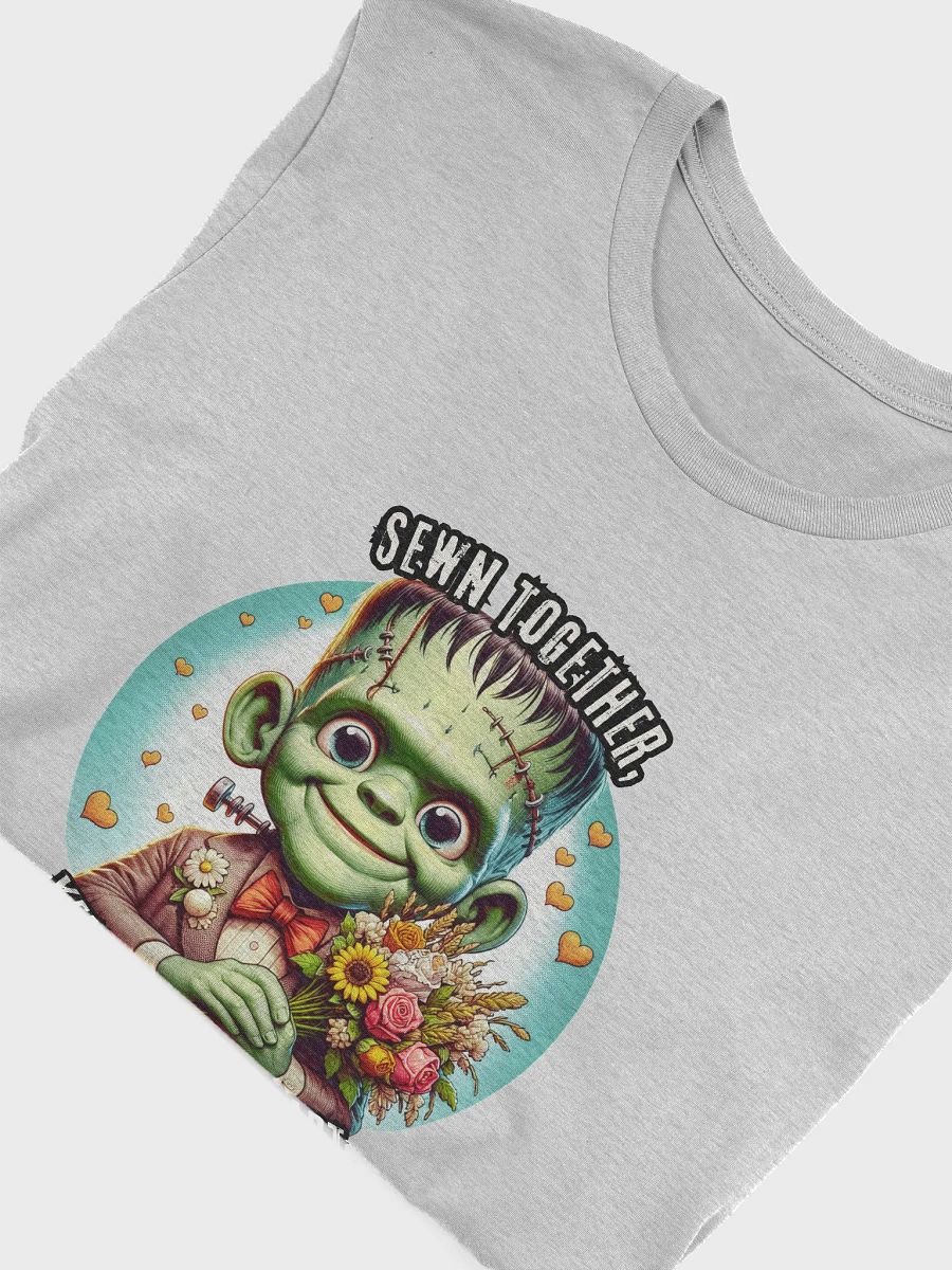 Frankie's Floral Finesse T-Shirt product image (26)