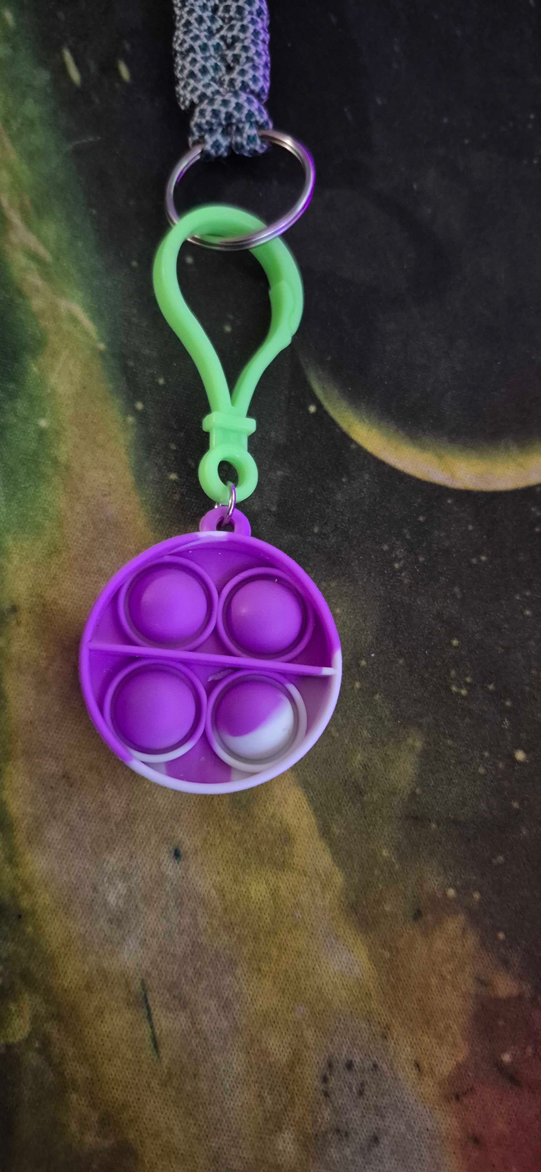 Fishtail Keychain with popit product image (3)