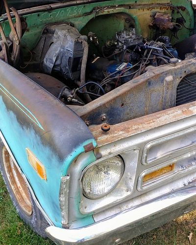 Happy 6-8 from everyone's favorite '68 C10! 😁 Who remembers FRANKENSTEIN and his Ford 302 freeze plug nightmare? There's a pl...