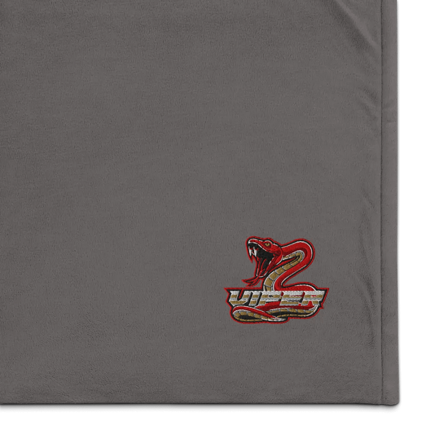 papa viper throw blanket product image (1)