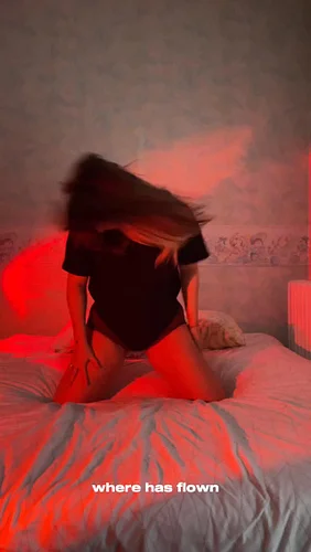 Where has flown my self esteem ?
The confidence in one’s own inability to be, the sure thing of lack, missing, despair. Estee...