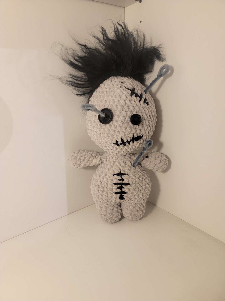 Voodoo doll product image (1)