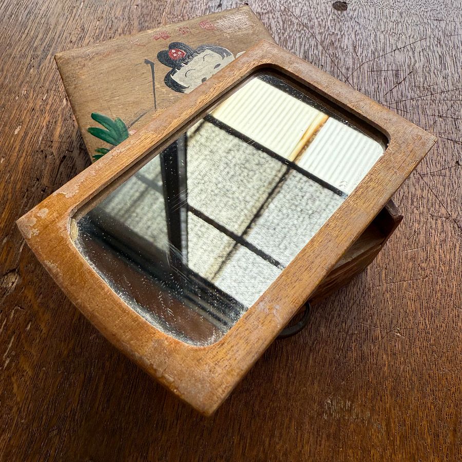 Vintage Japanese Toy Jewelry Box with Mirror – Japan Antique Roadshow product image (5)