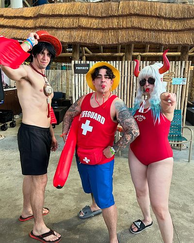 The Straw Hats! 🏴‍☠️

#onepiece #colossalcon #colossalconeast2024 #luffy #cosplay #cosplayer #anime