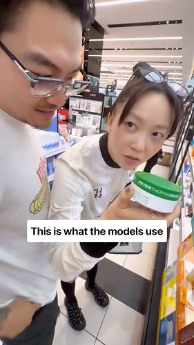 our friend @steffiebaik , model and ex sephora employee, guided us through the world of beauty to pick up some face cleanser ...