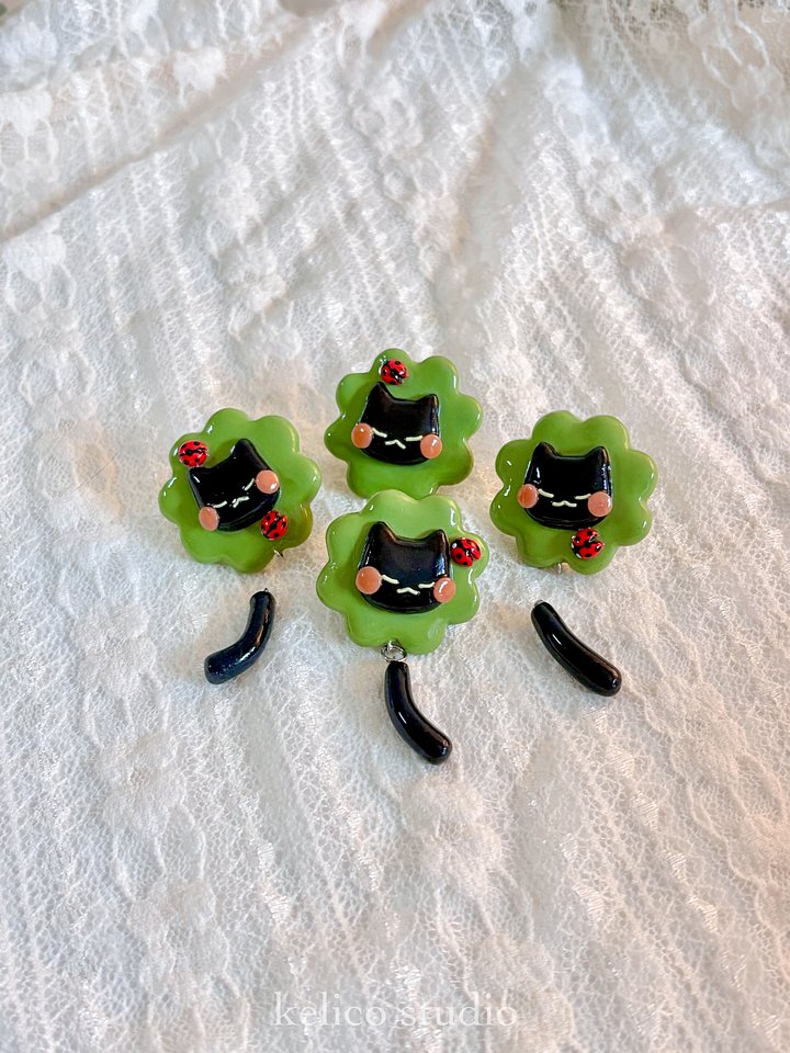 lucky clover cat • clay pin product image (2)