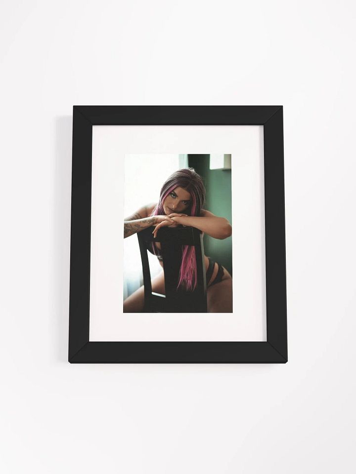 QueenQ Poster 4 product image (8)