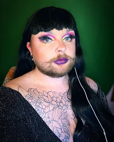 I know spooky season is over but like.. does it have to be?