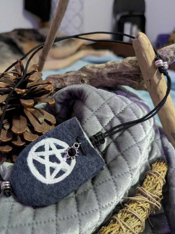 Pentagram Protection Pouch Necklace product image (2)