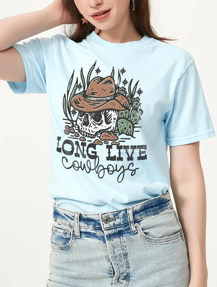 Long Live Cowboys | Funny Retro-Style Hipster Western Desert T-Shirt of a Cowboy Skull in the Desert product image (5)
