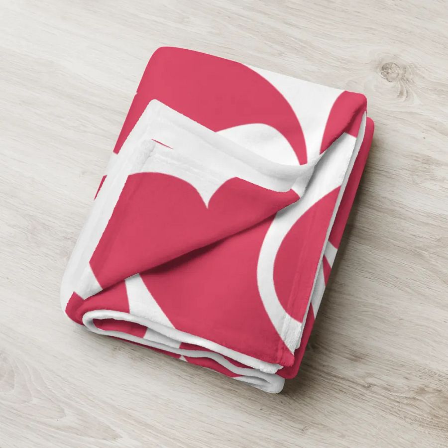 Nestled Hearts Throw Blanket product image (18)