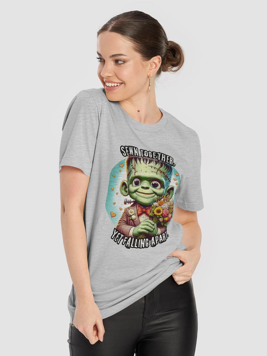 Frankie's Floral Finesse T-Shirt product image (48)