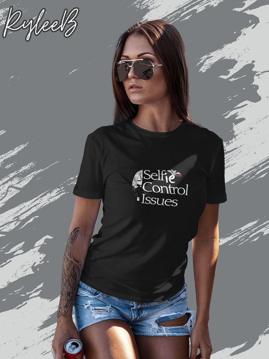Selfie t-shirt - Self-control by RyleeB product image (2)