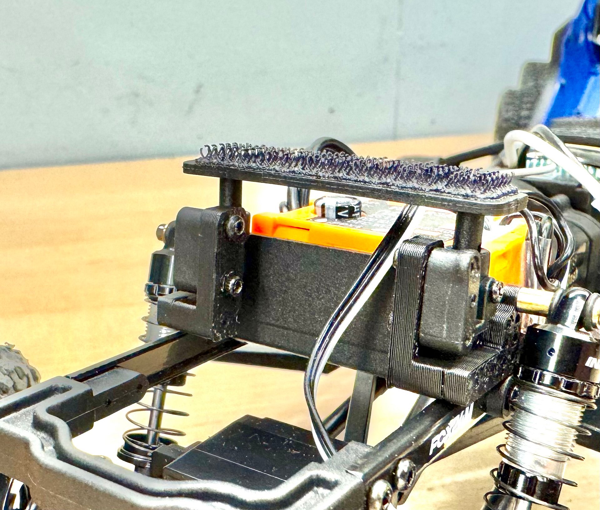 FMS Fcx24 Tacoma Shock Keys product image (7)