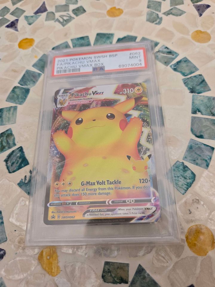 PIKACHU VMAX 2021 SWSH #062 product image (1)