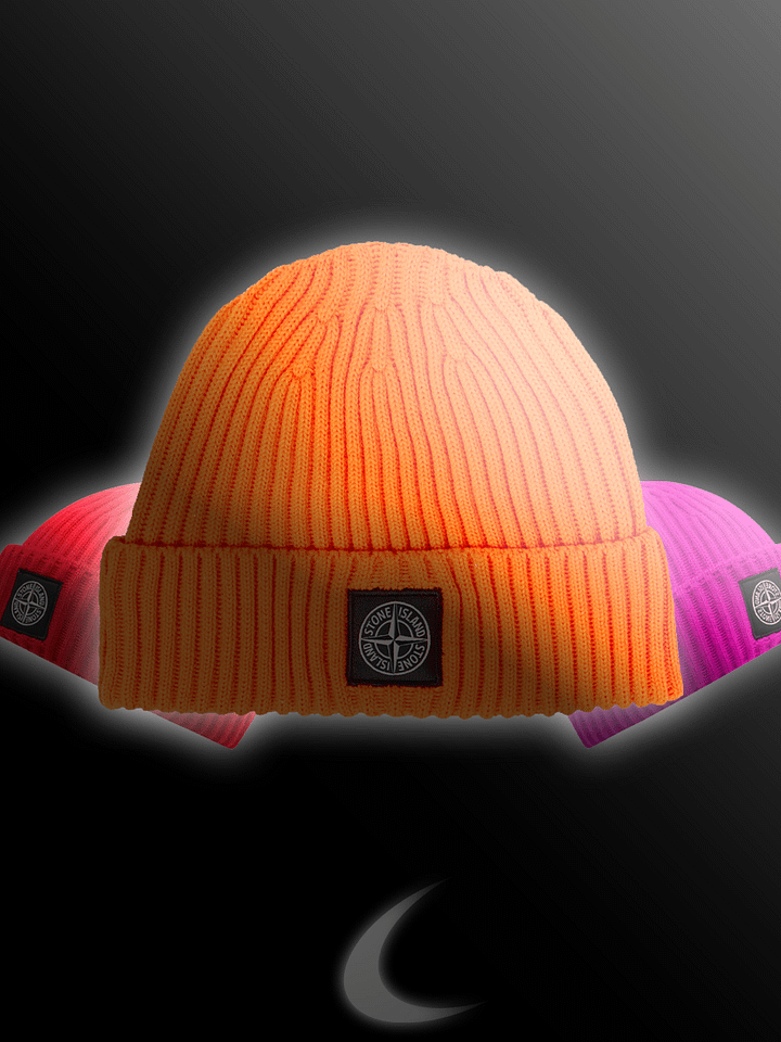 stone ísland beanie vendor product image (1)