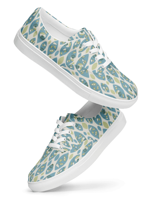 Chilly Summer | Women's Lace-Up Canvas Shoes product image (7)