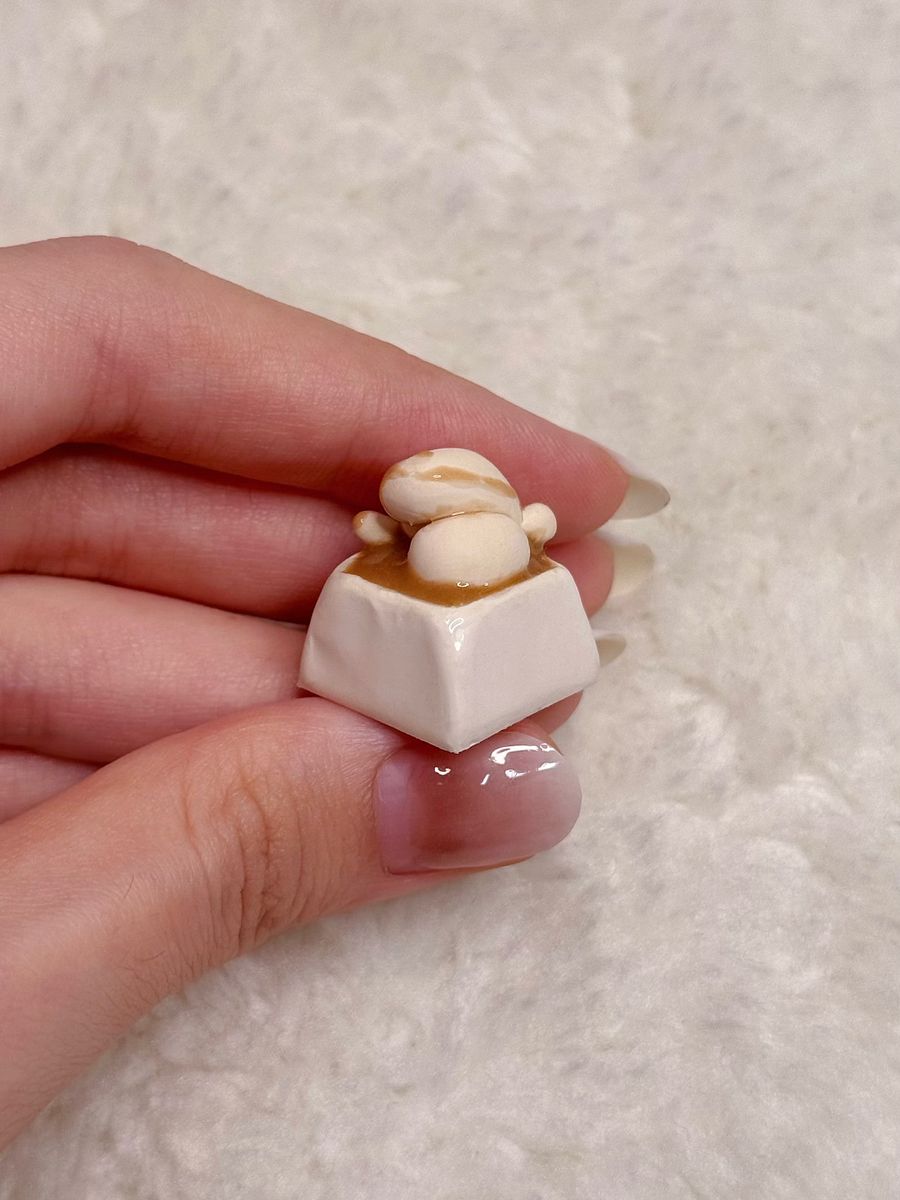 Cup O Nessie Keycap product image (4)