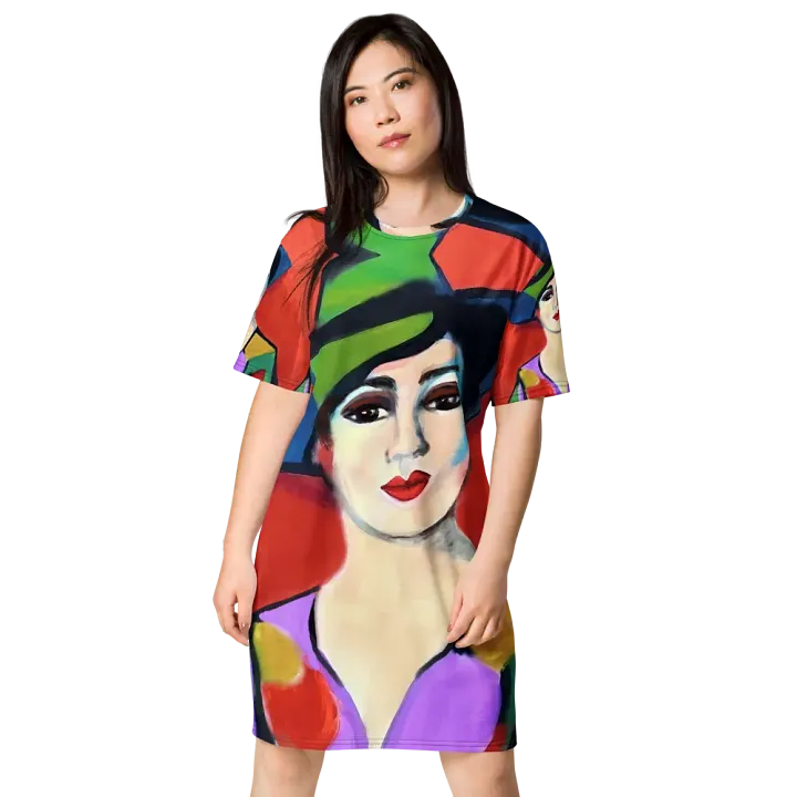Donna with Hat All-Over Print T-Shirt Dress product image (2)