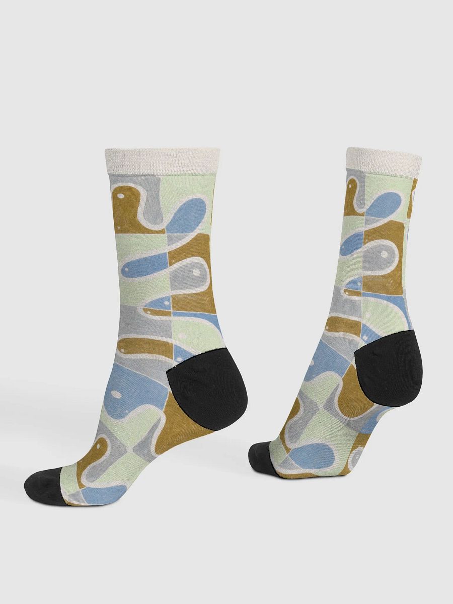 cartoon curiosity crew socks product image (4)
