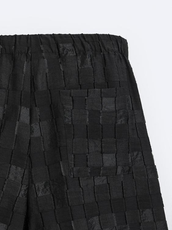 BRAIDED JACQUARD BERMUDA SHORTS product image (4)