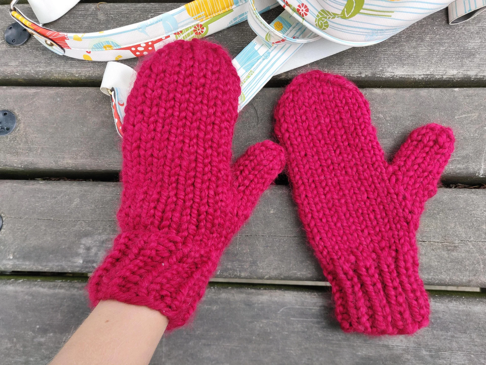 Bulky Knit Mittens Pattern Family Set product image (5)