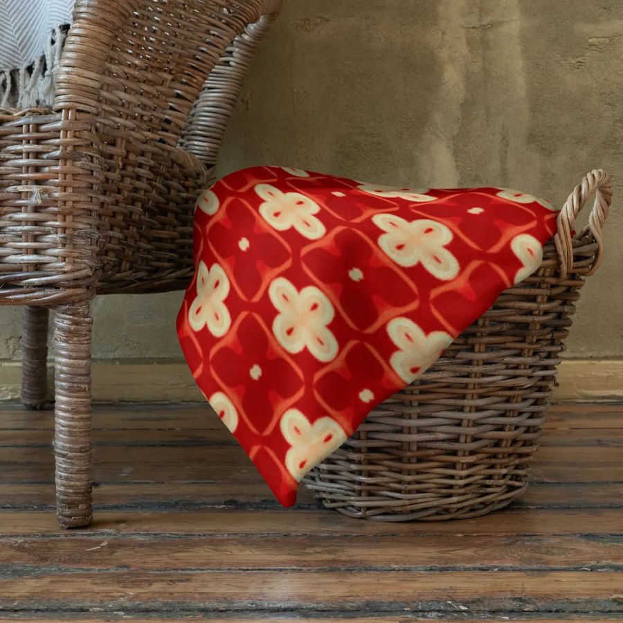 Elegant Red & Cream Seamless Patterned Throw Blanket product image (12)