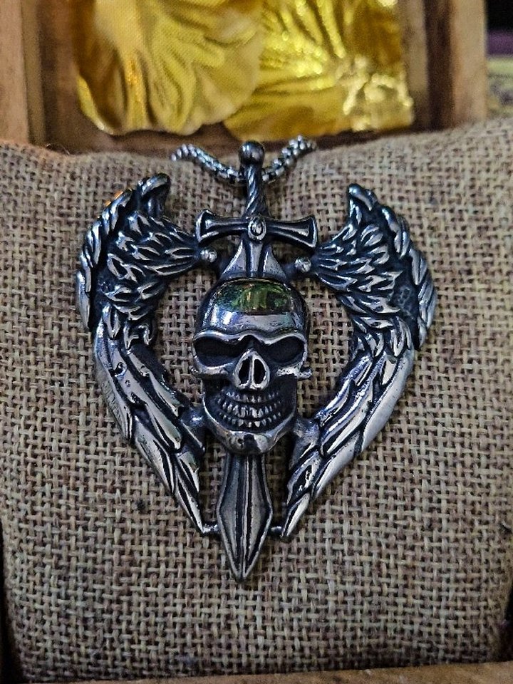 The Armored Kingdom Skullblade of Valor Necklace-with Winged Sword and Skull Design product image (1)