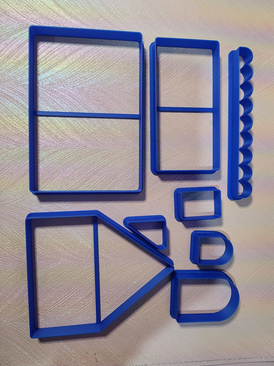 Gingerbread House Cutters product image (1)