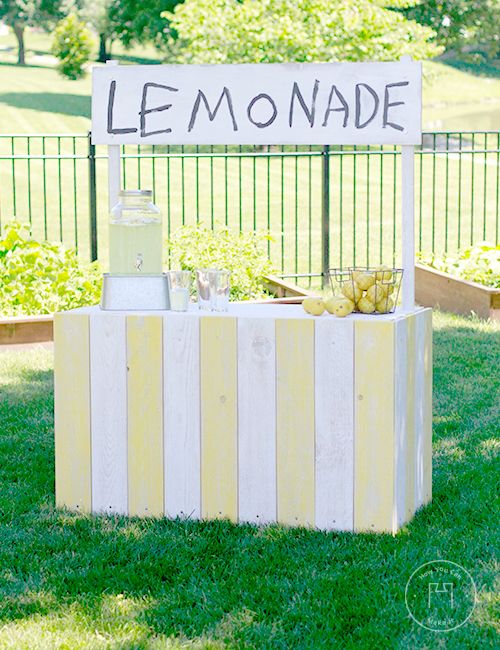 Lemonade Stand - Woodworking Plans and 3D SketchUp Model product image (2)