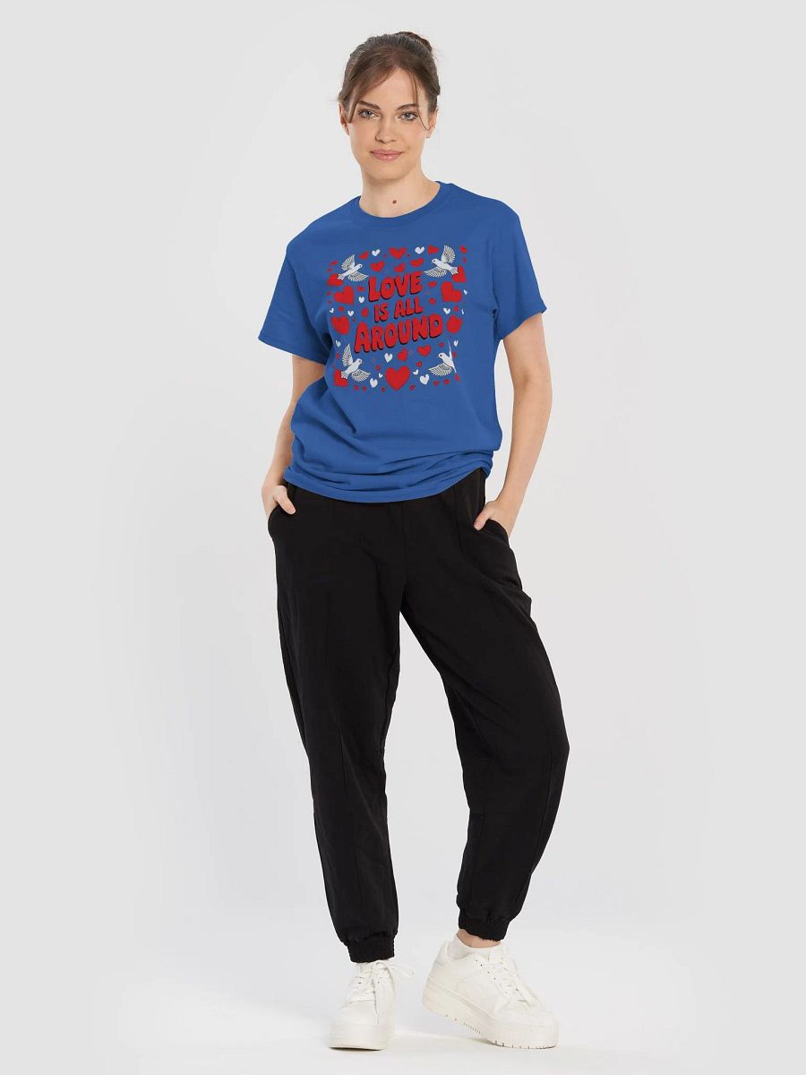 Love is Everywhere T-Shirt product image (38)