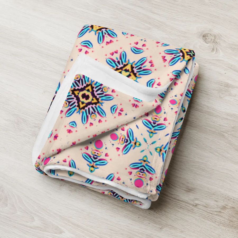 Elegant Hearts Diamonds & Crosses Throw Blanket product image (7)