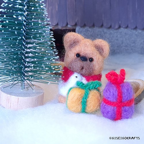 look at what we've gathered! let's get it in the house...!

#wool #teddybear #handmade #photography #ぬい撮り #needlefeltersofins...
