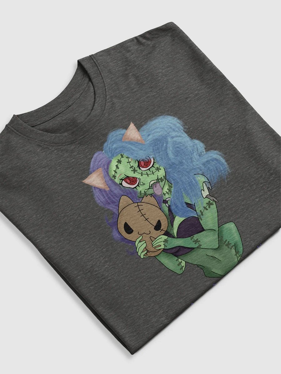 Blushing Queen Graphic Tee product image (25)